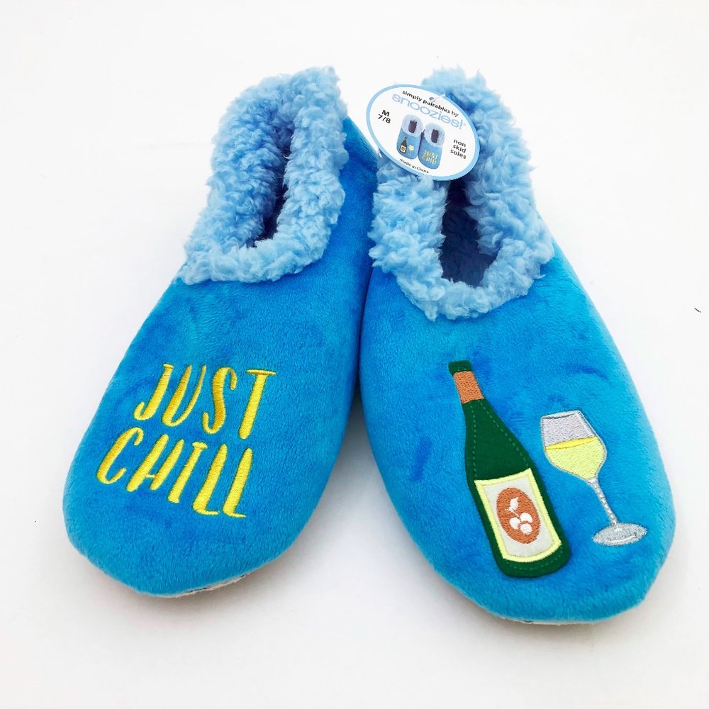 Snoozies Women's Just Chill Non Skid Blue Slippers Medium 7/8